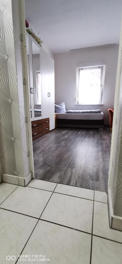 Monteurwohnung 1 ヴォルフェン エクステリア 写真